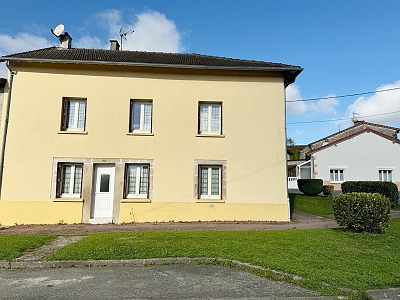 Maison en pierre de 4 chambres à vendre près de Jartaud