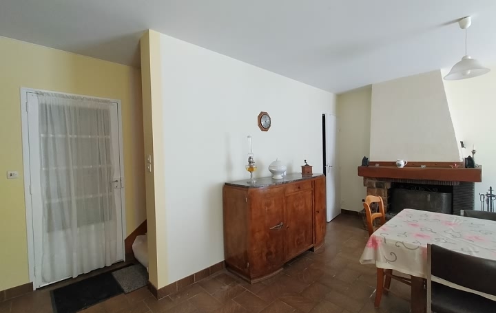 3 bed stone house for sale near Averton