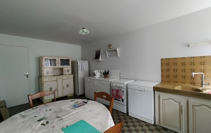 3 bed stone house for sale near Averton