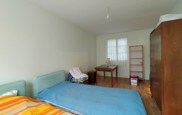 3 bed stone house for sale near Averton