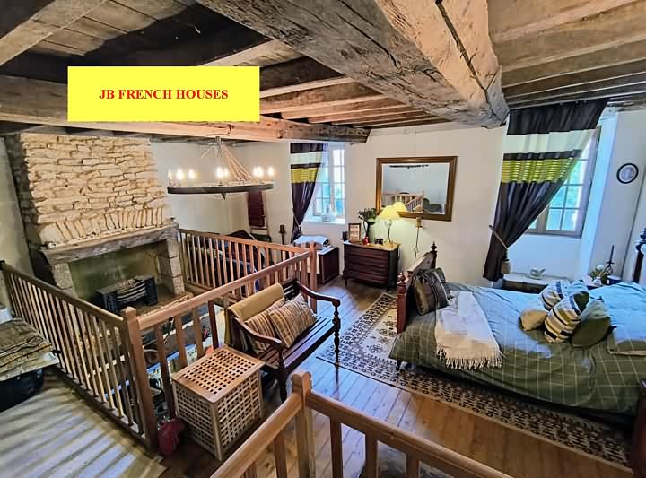 3 bed stone house for sale near Lesbois