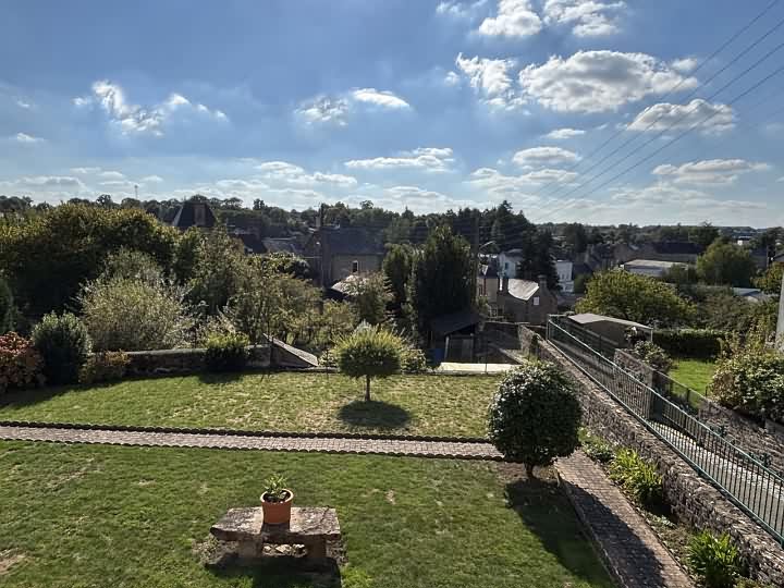 2 bed house for sale near Lesbois