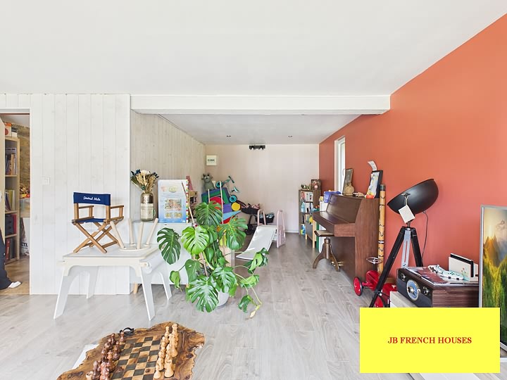 3 bed stone house for sale near Nécy
