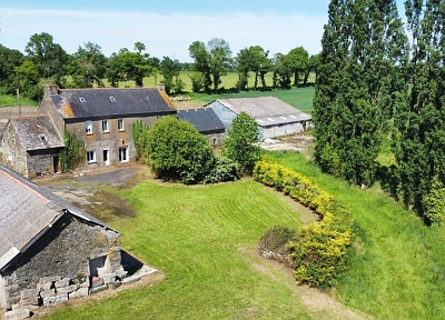 6 bed stone farmhouse for sale near Bonen