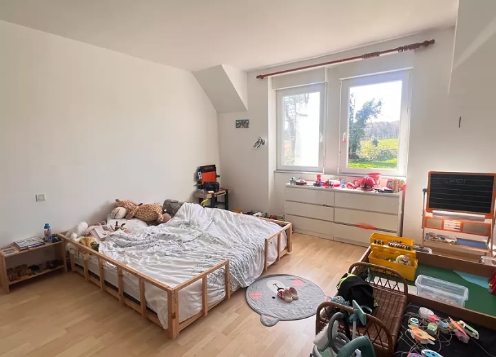3 bed manor house for sale near Bonen