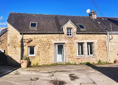2 bed stone house for sale near Bonen