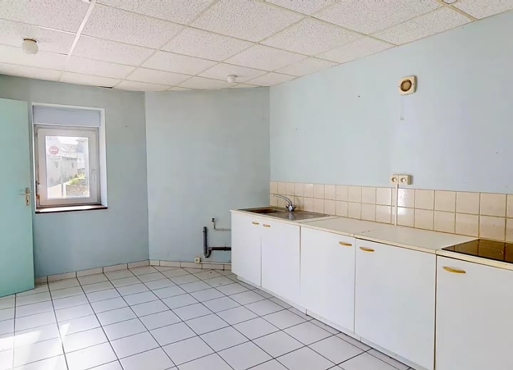 2 bed stone house for sale near Bonen