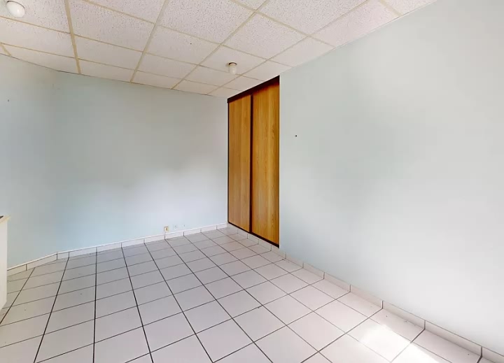 2 bed stone house for sale near Bonen
