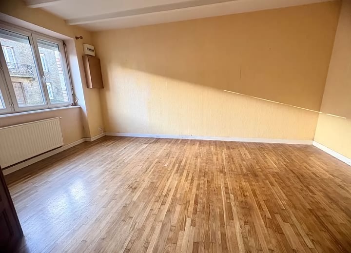 Maison en pierre de 3 chambres à vendre près de Bothoa