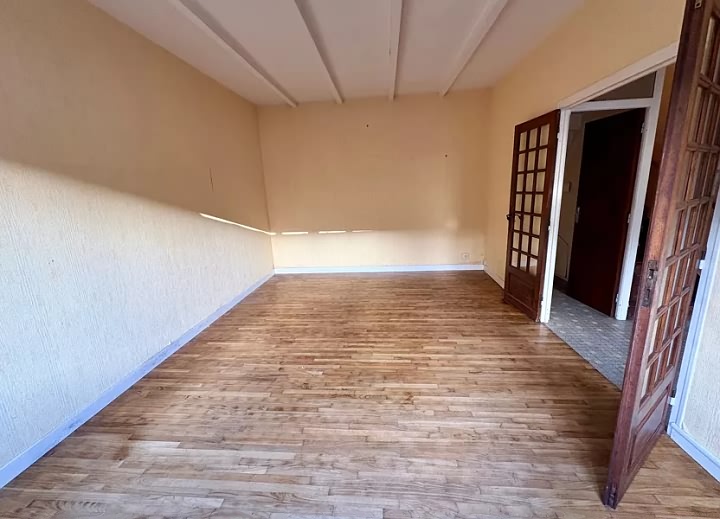 Maison en pierre de 3 chambres à vendre près de Bothoa