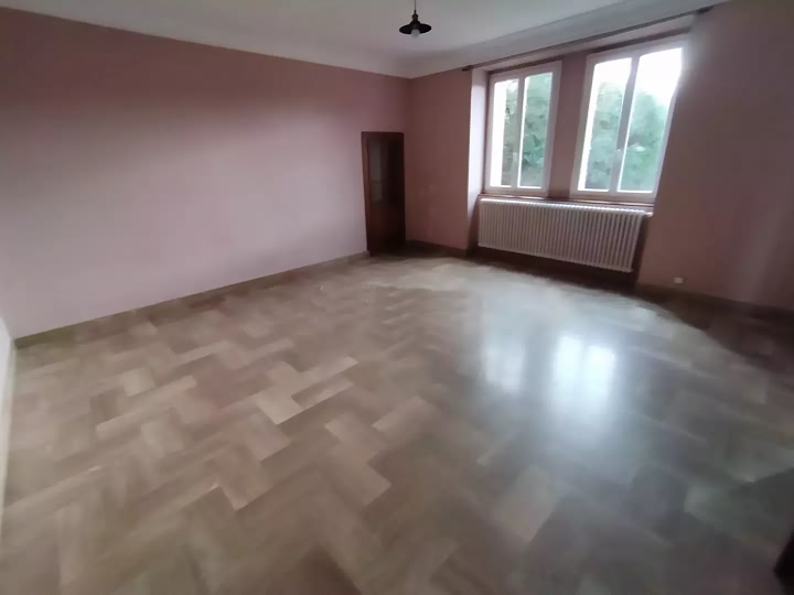 5 bed stone house for sale near Kerurien
