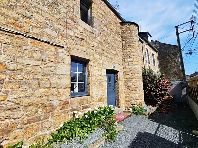 3 bed stone house for sale near Kerurien