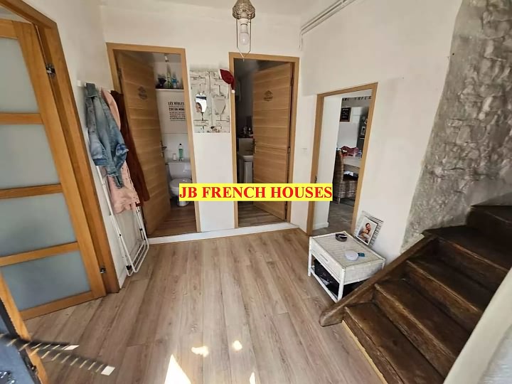 3 bed stone house for sale near Kerurien