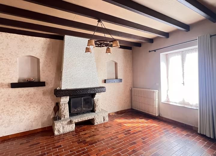 3 bed stone house for sale near Kerurien