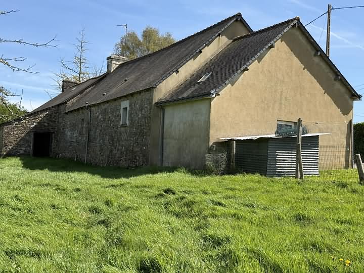 3 bed stone house for sale near Treve