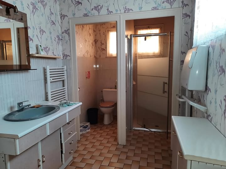 5 bed stone house for sale near Ardilleux