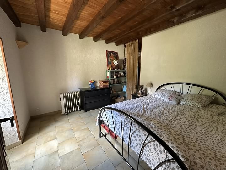 4 bed stone house for sale near Ardilleux