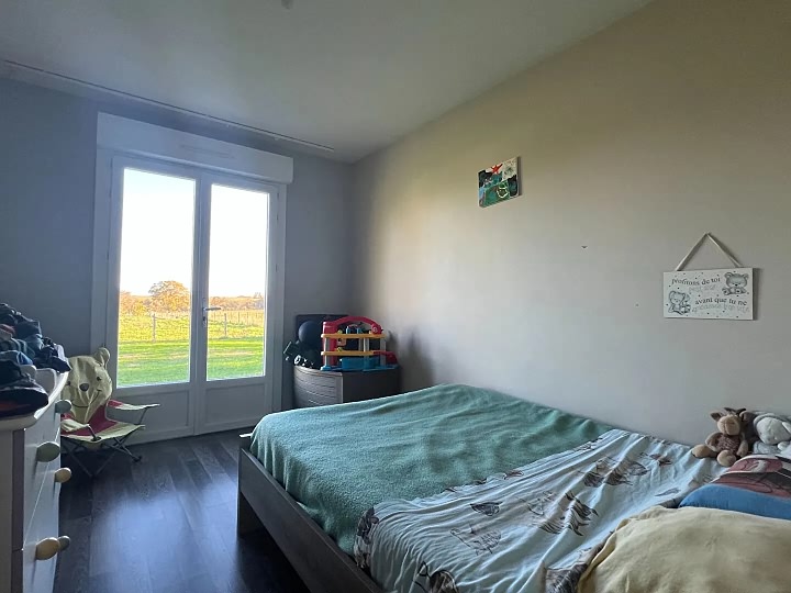 5 bed house for sale near Monas