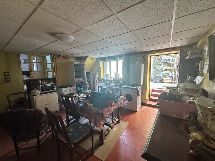 2 bed stone house for sale near Monas