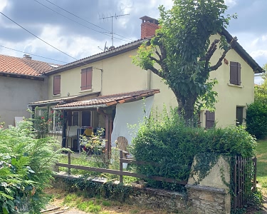 4 bed stone house for sale near Suaux