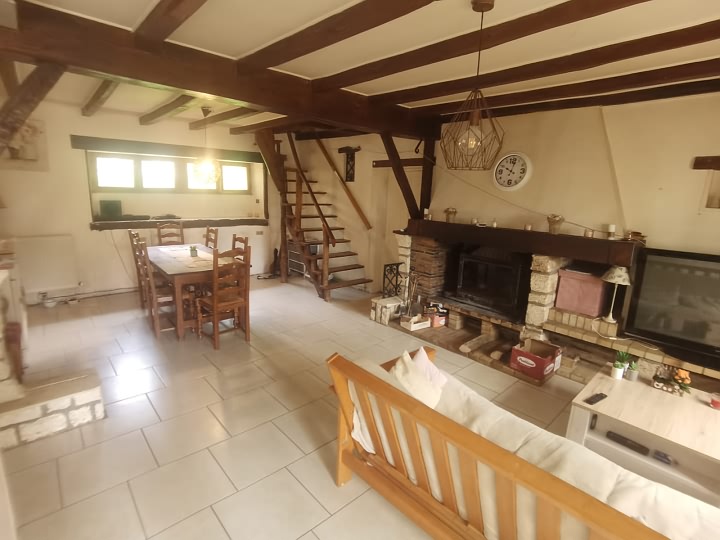 4 bed stone house for sale near Suaux