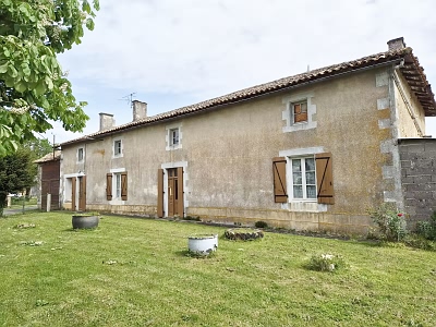 2 bed stone house for sale near Chez Vécant
