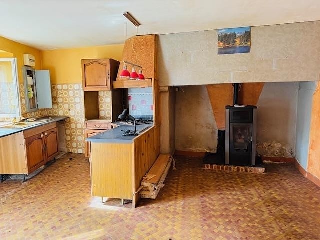 2 bed stone house for sale near Affieux