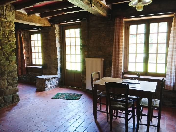 2 bed stone house for sale near Néhou