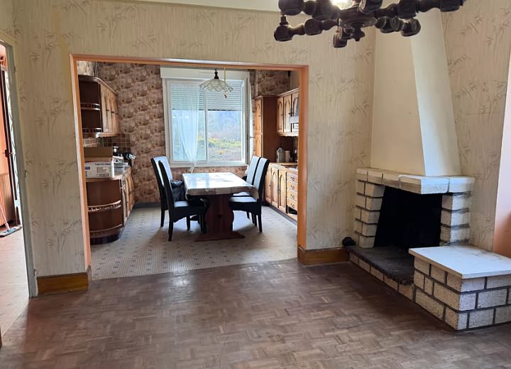 4 bed stone house for sale near Kergloff