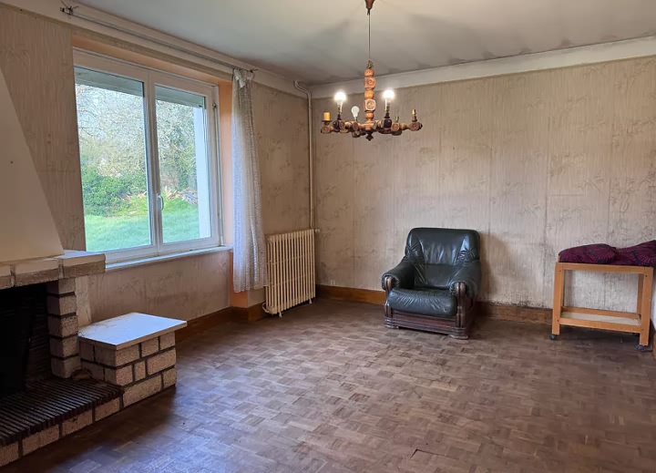 4 bed stone house for sale near Kergloff