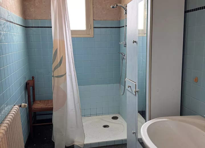 4 bed stone house for sale near Kergloff