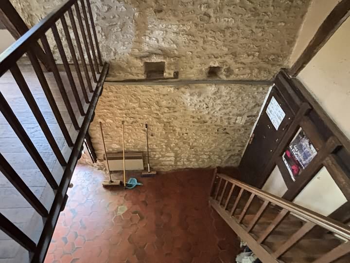 52 bed stone house for sale near Aubas