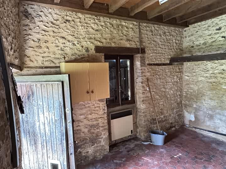 52 bed stone house for sale near Aubas