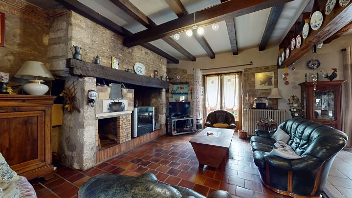 3 bed stone house for sale near Aubas