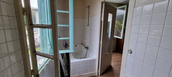 3 bed stone house for sale near Goulat