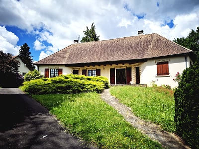 4 bed stone house for sale near Goulat