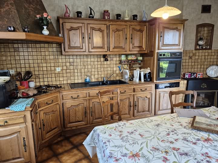 4 bed stone house for sale near Goulat