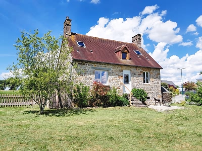 2 bed stone house for sale near Clairet