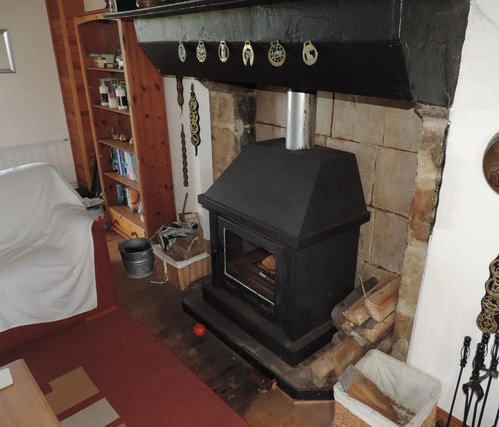 2 bed stone house for sale near Clairet
