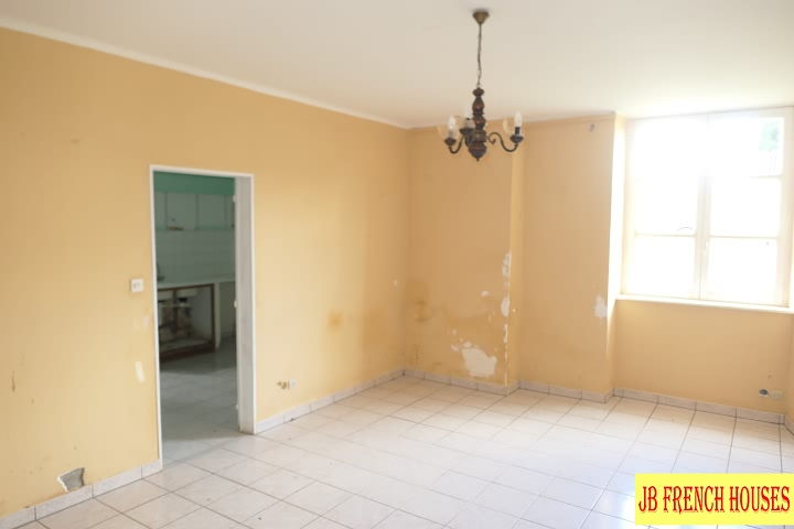 3 bed stone house for sale near Jarry