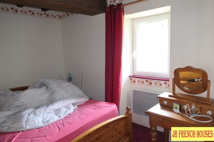 2 bed stone house for sale near Jarry