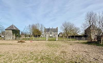 4 bed stone house for sale near Le Tanu