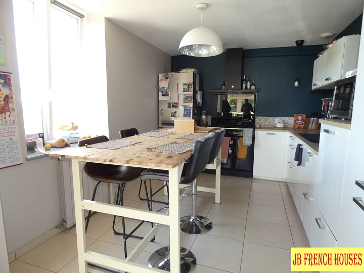 3 bed stone house for sale near Vengeons