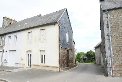 2 bed stone house for sale near Vengeons