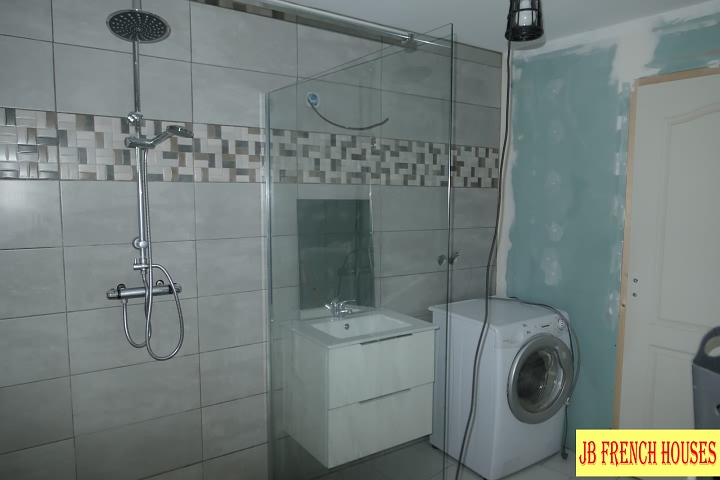 2 bed stone house for sale near Vengeons