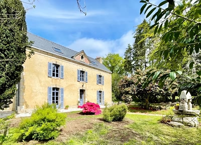 4 bed stone house for sale near Bonen