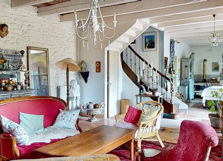 4 bed stone house for sale near Bonen
