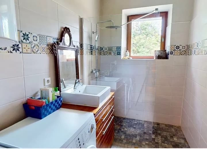 4 bed stone house for sale near Bonen