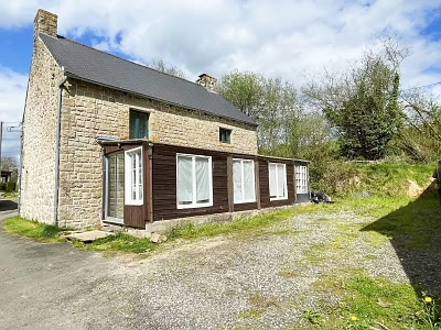 2 bed stone house for sale near Caribet