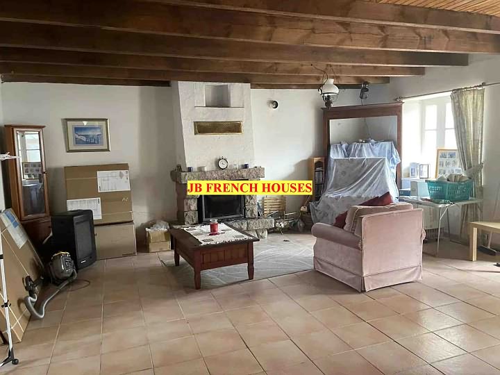 2 bed stone house for sale near Caribet